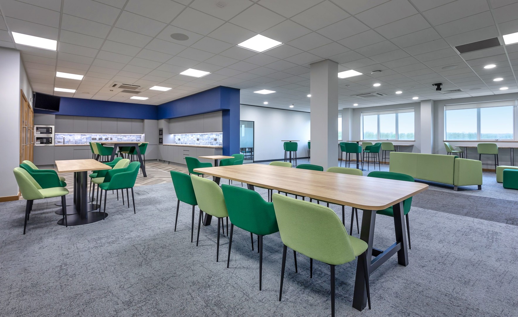How Oaktree Interiors’ Breakout Areas Balance Relaxation, Openness and Confidentiality Image