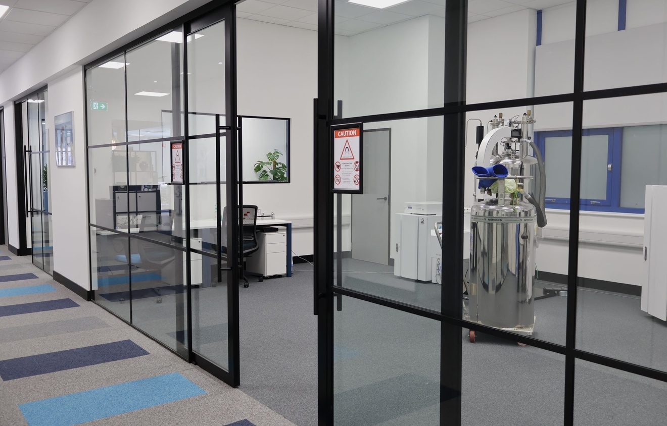 Welwyn Garden City Lab Refurb: JEOL | Oaktree Image 7