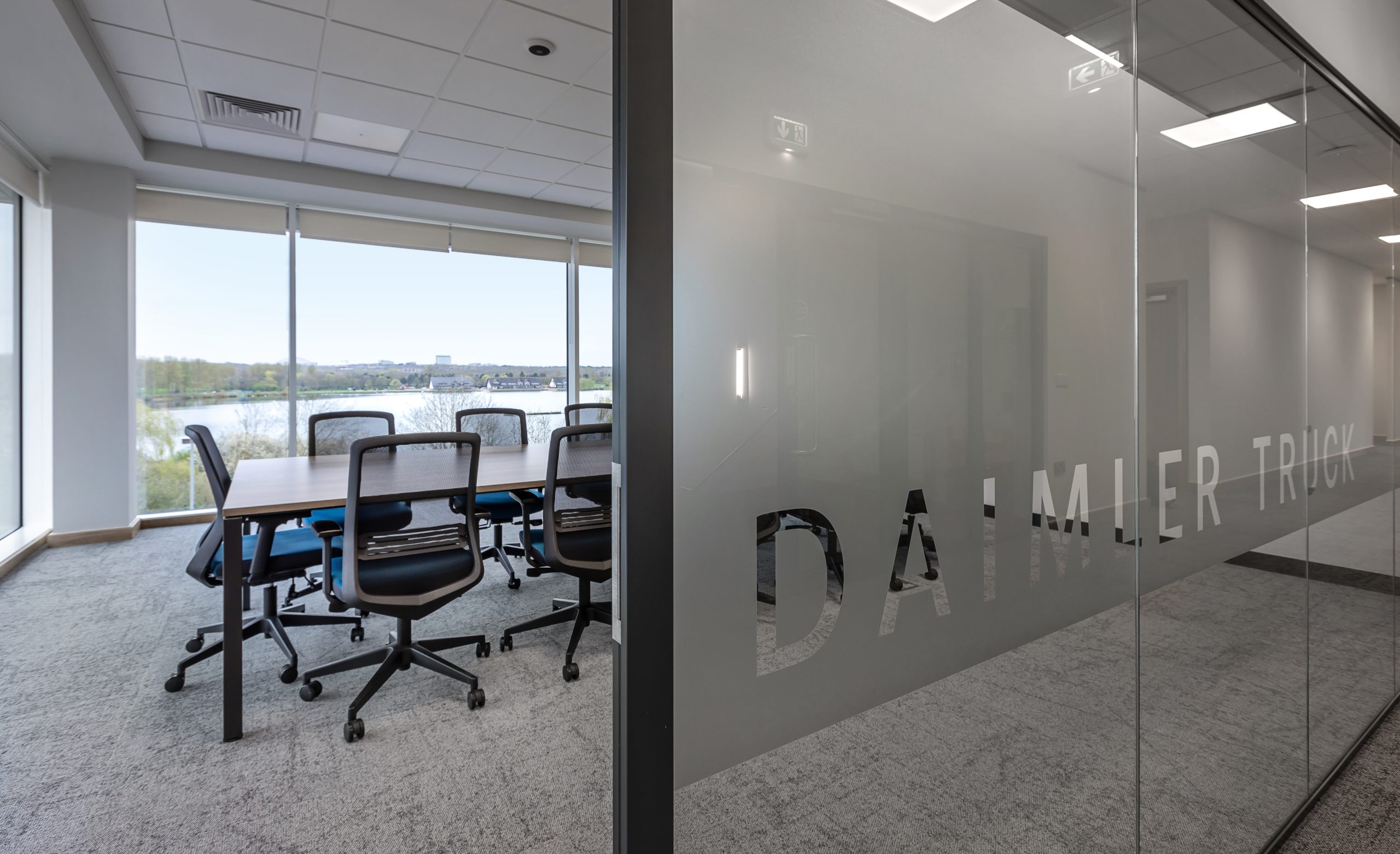South East Office Fit-Out: Daimler Truck | Oaktree Image
